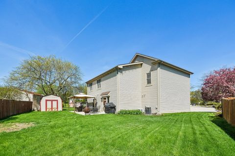 Tiny photo for 588 Kingston Court, Roselle, IL 60172 (MLS # 12628953)