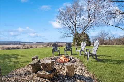 Tiny photo for 35 EAGLE VIEW Lane, Oswego, IL 60543 (MLS # 12591099)