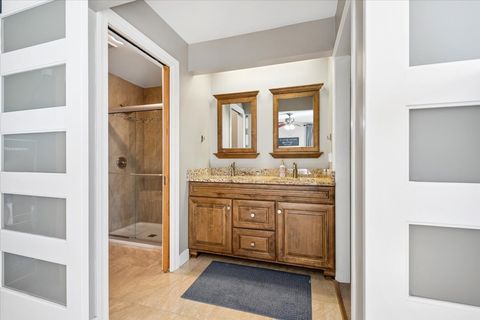 Tiny photo for 35 EAGLE VIEW Lane, Oswego, IL 60543 (MLS # 12591099)