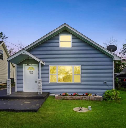 Photo of 26427 W Prospect Avenue, Antioch, IL 60002 (MLS # 12513429)