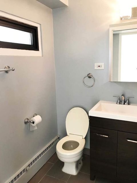 Tiny photo for 6030 N SHERIDAN Road #301, Chicago, IL 60660 (MLS # 12632726)