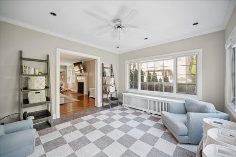 Tiny photo for 305 Poplar Street, Winnetka, IL 60093 (MLS # 12499401)