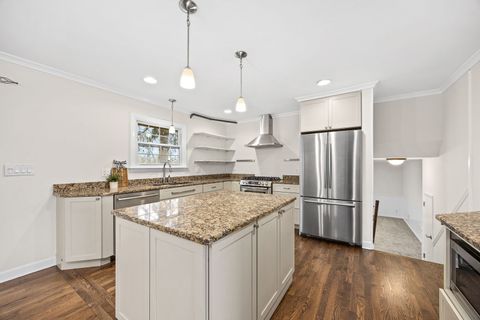 Tiny photo for 4817 Stonewall Avenue, Downers Grove, IL 60515 (MLS # 12518170)