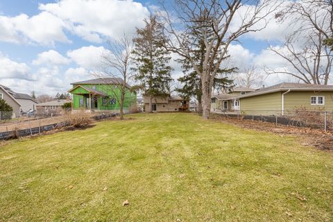Tiny photo for 4817 Stonewall Avenue, Downers Grove, IL 60515 (MLS # 12518170)