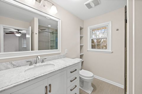 Tiny photo for 4817 Stonewall Avenue, Downers Grove, IL 60515 (MLS # 12518170)