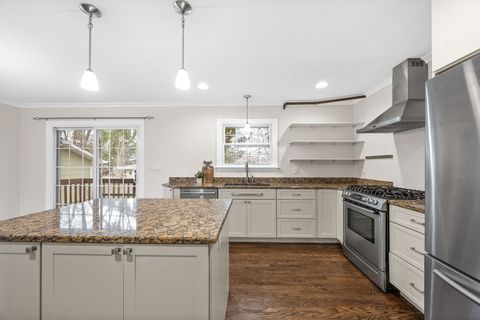 Tiny photo for 4817 Stonewall Avenue, Downers Grove, IL 60515 (MLS # 12518170)