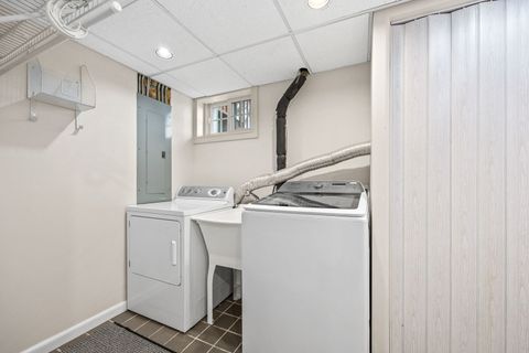 Tiny photo for 4817 Stonewall Avenue, Downers Grove, IL 60515 (MLS # 12518170)