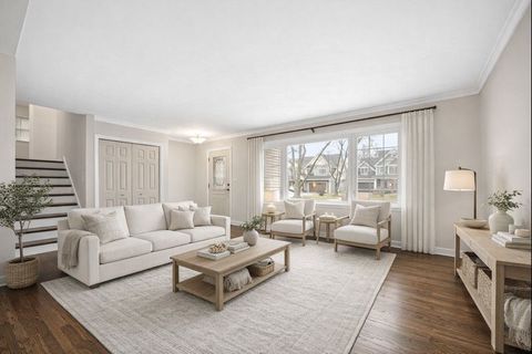 Tiny photo for 4817 Stonewall Avenue, Downers Grove, IL 60515 (MLS # 12518170)