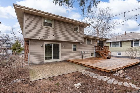 Tiny photo for 4817 Stonewall Avenue, Downers Grove, IL 60515 (MLS # 12518170)