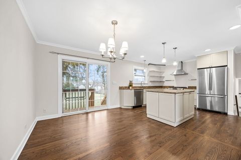 Tiny photo for 4817 Stonewall Avenue, Downers Grove, IL 60515 (MLS # 12518170)