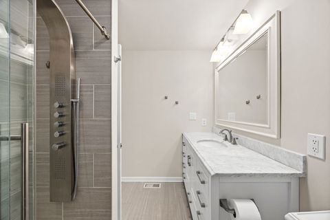 Tiny photo for 4817 Stonewall Avenue, Downers Grove, IL 60515 (MLS # 12518170)