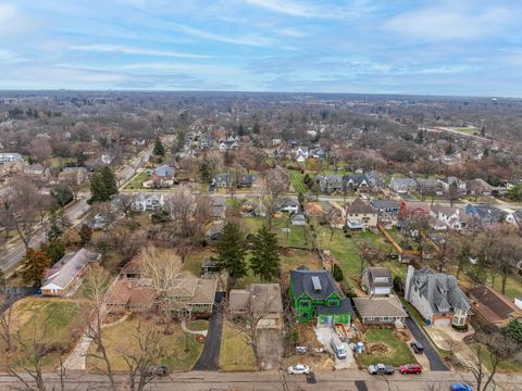 Tiny photo for 4817 Stonewall Avenue, Downers Grove, IL 60515 (MLS # 12518170)