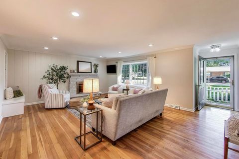 Tiny photo for 924 Lyford Lane, Wheaton, IL 60189 (MLS # 12497942)
