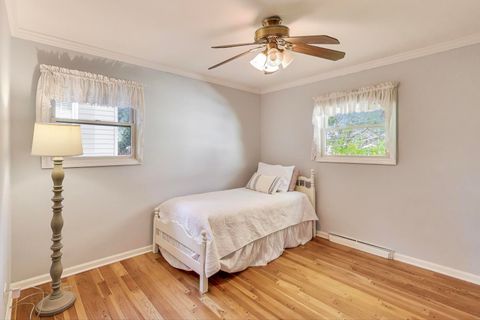 Tiny photo for 924 Lyford Lane, Wheaton, IL 60189 (MLS # 12497942)