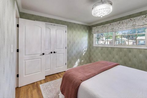 Tiny photo for 924 Lyford Lane, Wheaton, IL 60189 (MLS # 12497942)