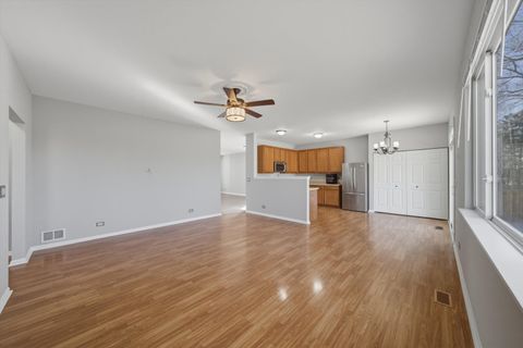 Tiny photo for 1053 Walker Court, Antioch, IL 60002 (MLS # 12597653)