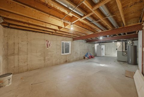 Tiny photo for 1053 Walker Court, Antioch, IL 60002 (MLS # 12597653)