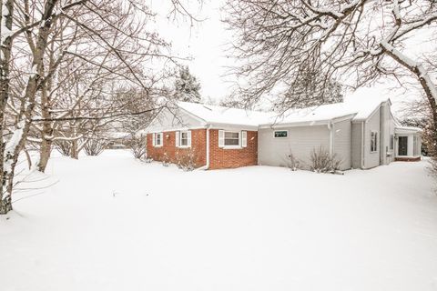 Tiny photo for 3843 Springdale Avenue, Glenview, IL 60025 (MLS # 12553542)