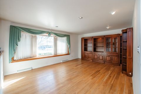 Tiny photo for 3843 Springdale Avenue, Glenview, IL 60025 (MLS # 12553542)