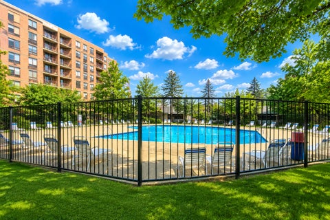 Tiny photo for 5536 E Lake Drive #68-C, Lisle, IL 60532 (MLS # 12701111)