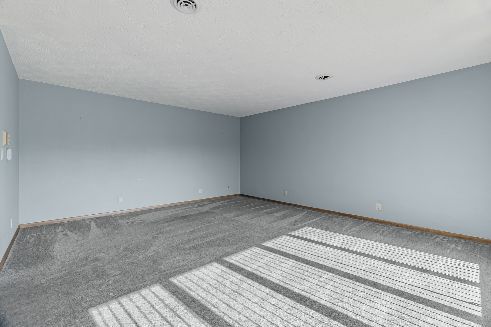 816 Rosary Lane