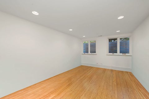 Tiny photo for 1915 S Washington Avenue, Park Ridge, IL 60068 (MLS # 12735030)