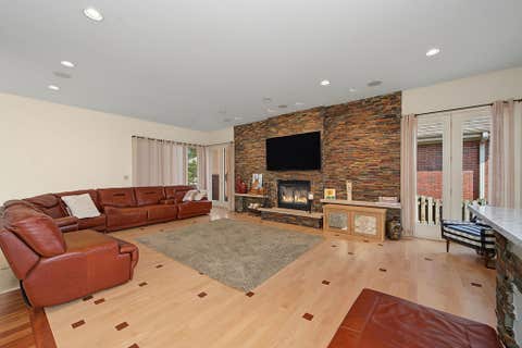Tiny photo for 1915 S Washington Avenue, Park Ridge, IL 60068 (MLS # 12735030)