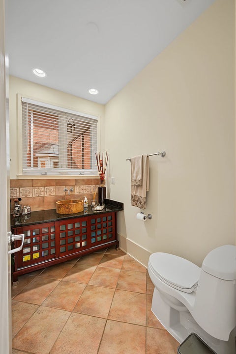 Tiny photo for 1915 S Washington Avenue, Park Ridge, IL 60068 (MLS # 12735030)