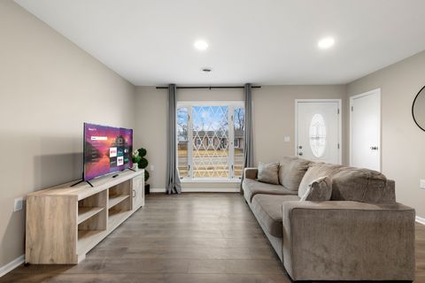 Tiny photo for 622 Murphy Drive, Romeoville, IL 60446 (MLS # 12575709)