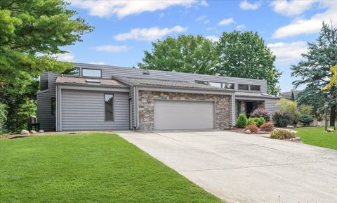 Tiny photo for 2012 Byrnebruk Drive, Champaign, IL 61822 (MLS # 12484021)