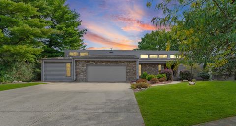Tiny photo for 2012 Byrnebruk Drive, Champaign, IL 61822 (MLS # 12484021)