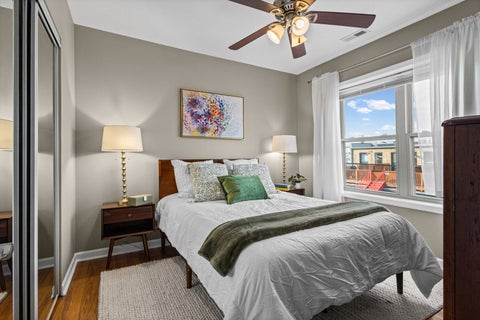 Tiny photo for 30 6th Avenue #2F, La Grange, IL 60525 (MLS # 12793854)