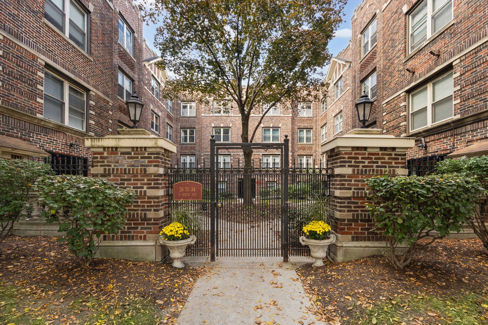 30 6th Avenue 2F