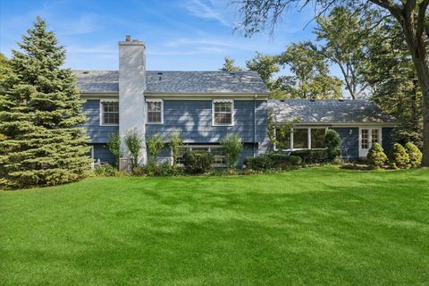 Tiny photo for 930 Harding Road, Hinsdale, IL 60521 (MLS # 12489527)