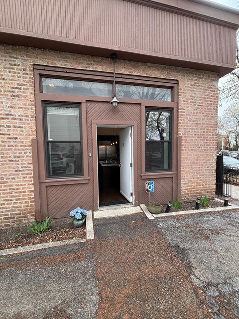 1921 N Kenmore Avenue 1 Chicago IL 60614