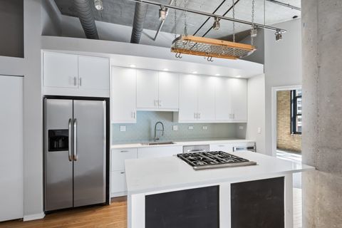 Tiny photo for 360 W ILLINOIS Street #5F, Chicago, IL 60654 (MLS # 12597312)