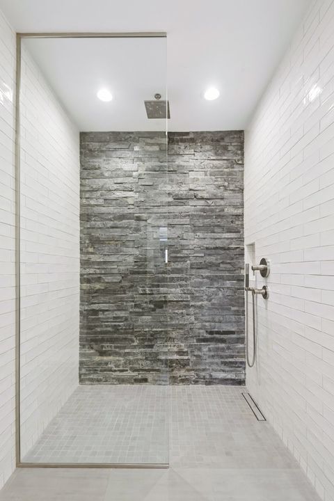 Tiny photo for 360 W ILLINOIS Street #5F, Chicago, IL 60654 (MLS # 12597312)