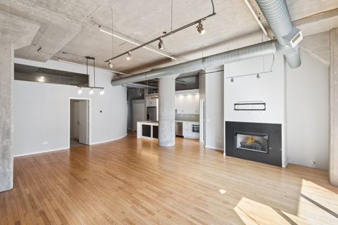 Tiny photo for 360 W ILLINOIS Street #5F, Chicago, IL 60654 (MLS # 12597312)