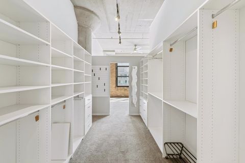 Tiny photo for 360 W ILLINOIS Street #5F, Chicago, IL 60654 (MLS # 12597312)