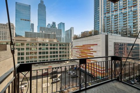 Tiny photo for 360 W ILLINOIS Street #5F, Chicago, IL 60654 (MLS # 12597312)