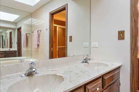 Tiny photo for 10567 Waterford Drive, Westchester, IL 60154 (MLS # 12555243)