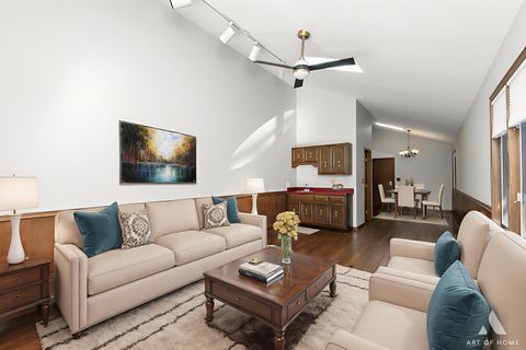 Tiny photo for 10567 Waterford Drive, Westchester, IL 60154 (MLS # 12555243)