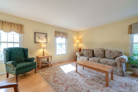 Tiny photo for 3917 Wood Creek Drive, Island Lake, IL 60042 (MLS # 12620173)