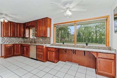 Tiny photo for 6503 N Longmeadow Avenue, Lincolnwood, IL 60712 (MLS # 12694176)