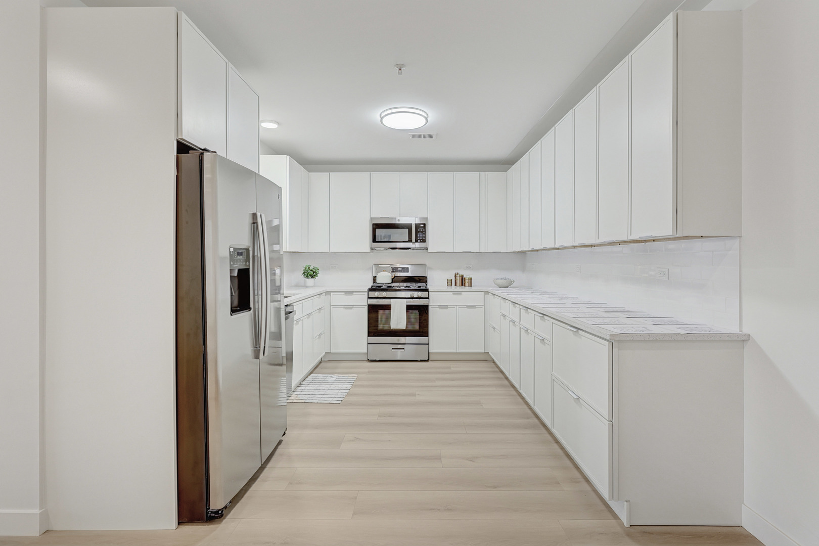 9201 Milwaukee Avenue N 208