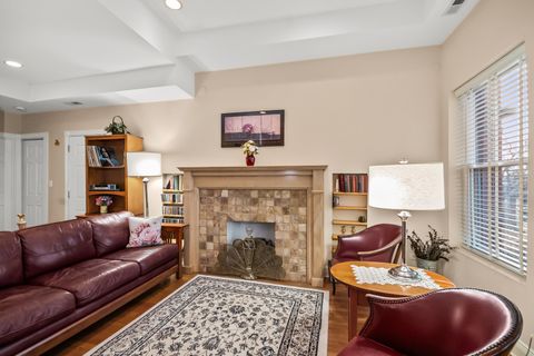 Tiny photo for 6703 N Bosworth Avenue #A3, Chicago, IL 60626 (MLS # 12547601)
