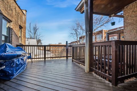 Tiny photo for 6703 N Bosworth Avenue #A3, Chicago, IL 60626 (MLS # 12547601)