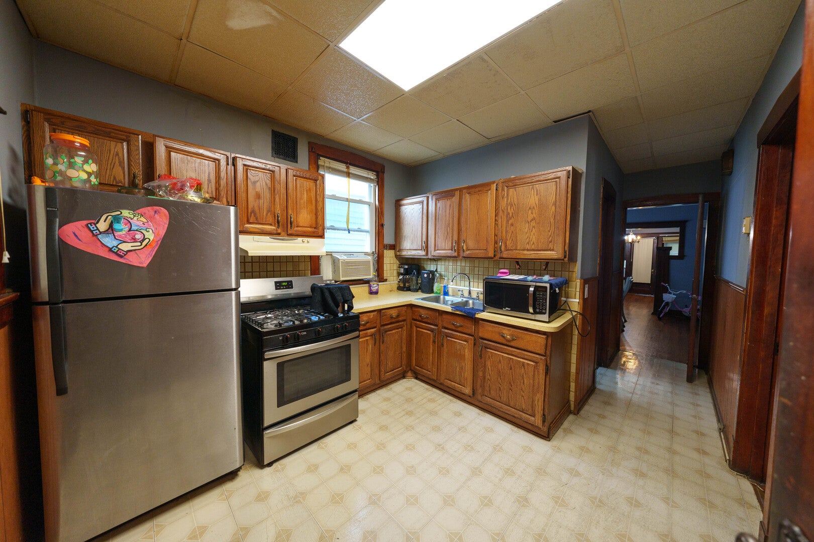 530 N Lawler Avenue