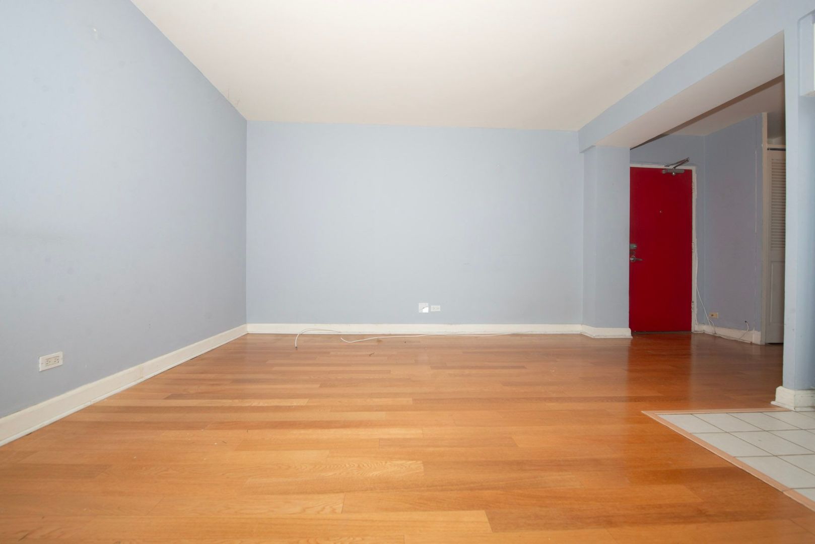 4950 N MARINE Drive 802