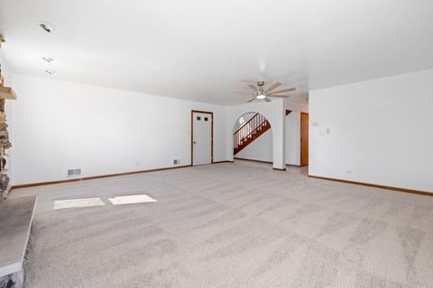Tiny photo for 725 N 8th Avenue, Addison, IL 60101 (MLS # 12591268)